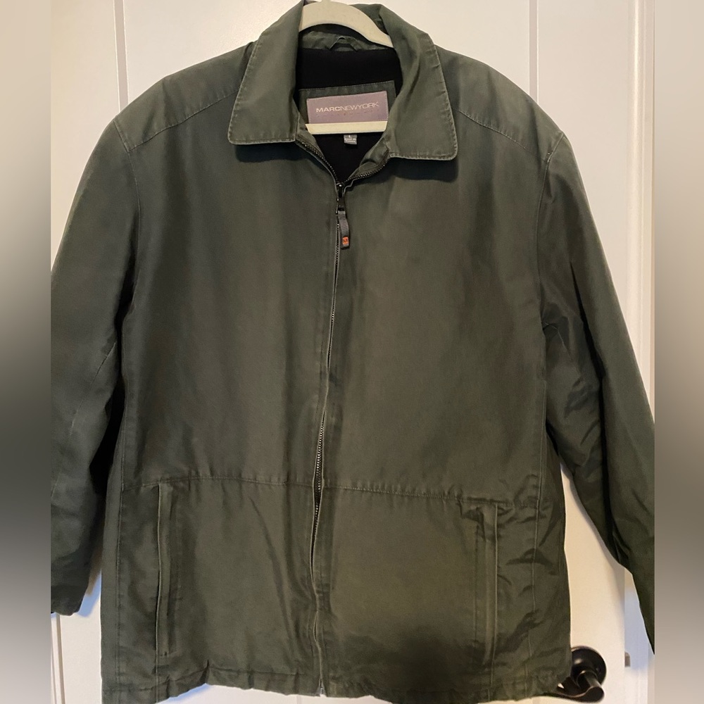 MarkNewYork AndrewMark men’s wind/rain resistant size L jacket